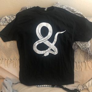 Seek conquer destroy tee